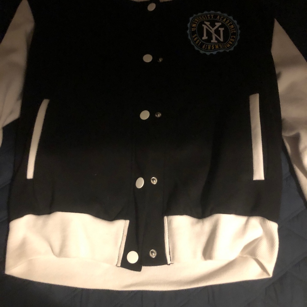 Jacket no stains perfect condition